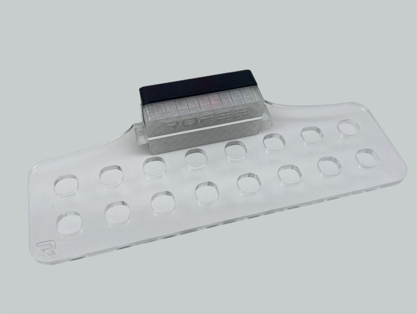 •“Coral frag rack with 16 plugs – acrylic and 3D printed hybrid design”
•“Side view of 3D printed and acrylic frag rack mounted on glass”
•“240x90mm coral rack for reef tanks – magnetic and reef-safe”