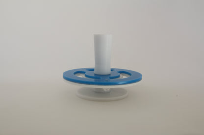 •“Coral Frag Transport Container with secure locking lid”
•“Interior view showing spacious design for various frag sizes”
•“Ventilation holes ensuring proper airflow for coral frags”