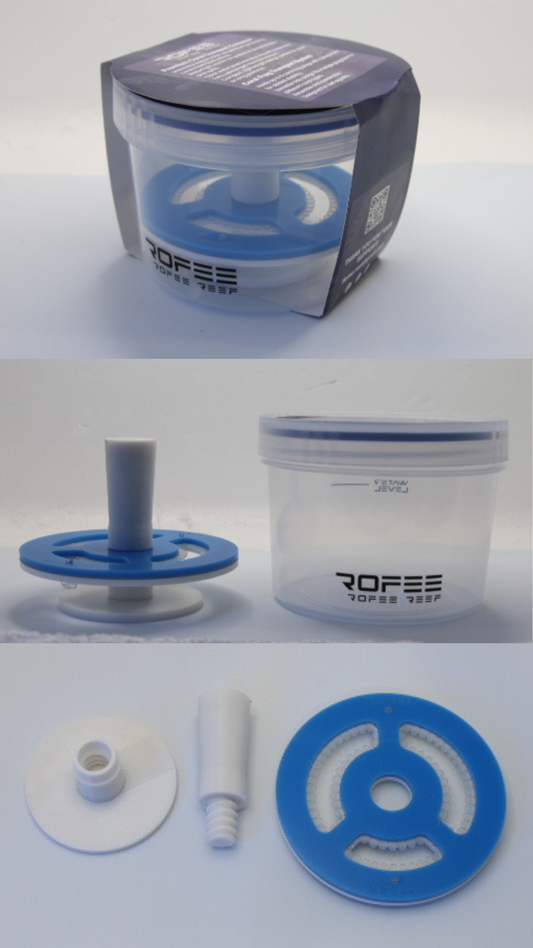 •“Coral Frag Transport Container with secure locking lid”
•“Interior view showing spacious design for various frag sizes”
•“Ventilation holes ensuring proper airflow for coral frags”