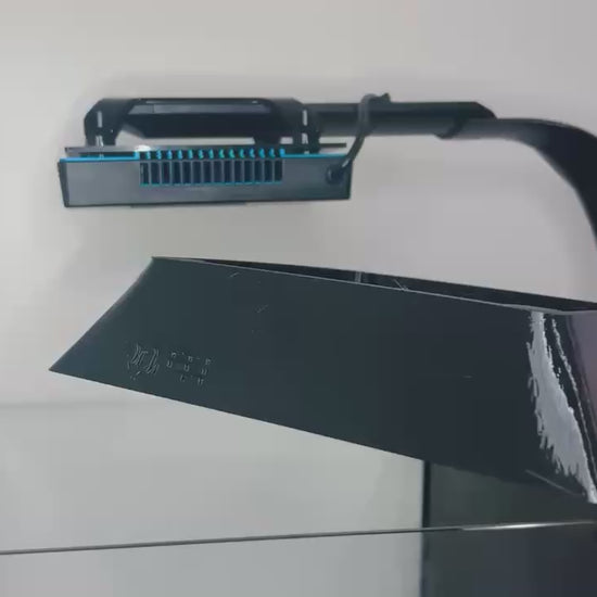 Installation of 3D printed magnetic light shade on Ecotech Radion XR15 G6 light